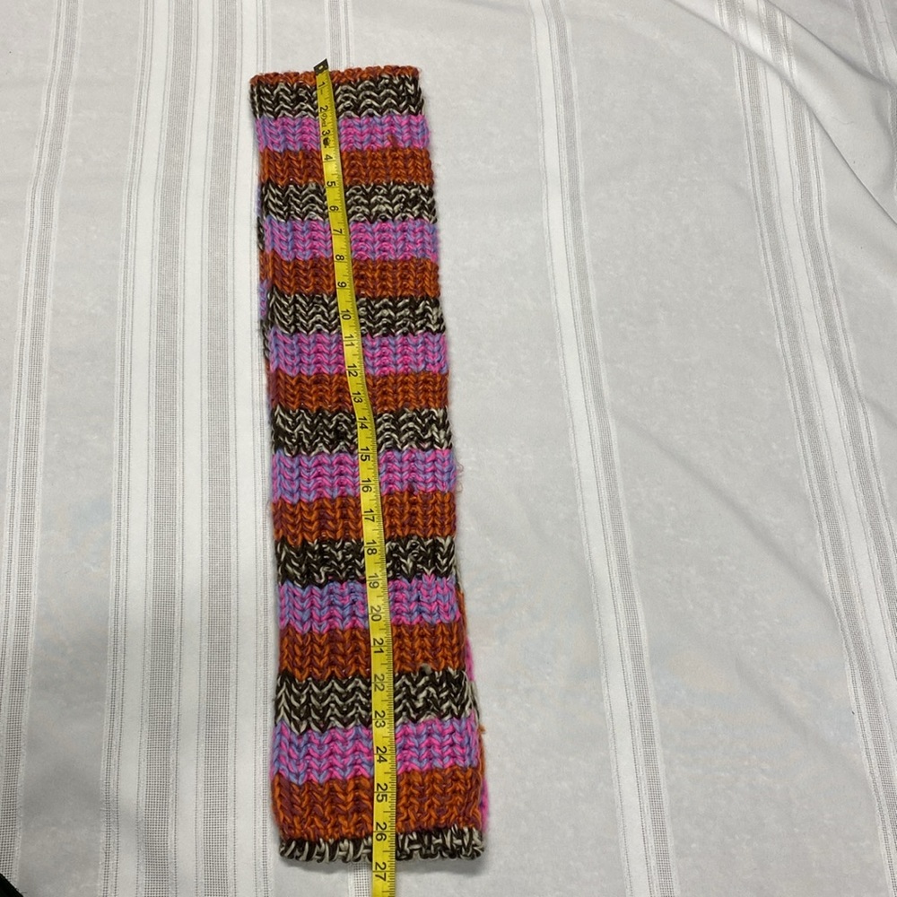 D&Y Multi Color Infinity Scarf - Picture 2 of 7